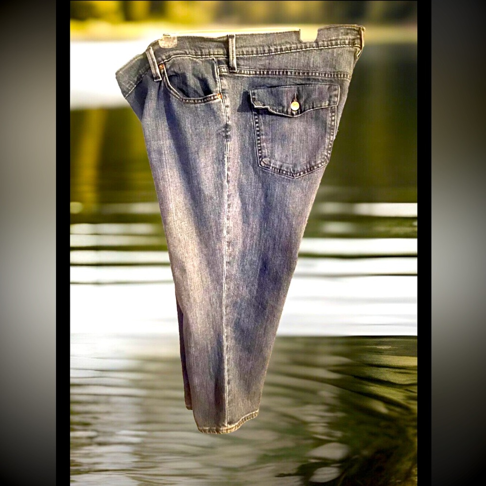⚓️OLD NAVY⚓️ CAPRI STRETCH JEANS WITH FLAP LOGO POCKETS❤️‍🔥